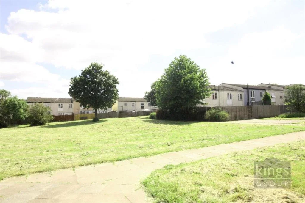 Flat Milwards in Harlow
