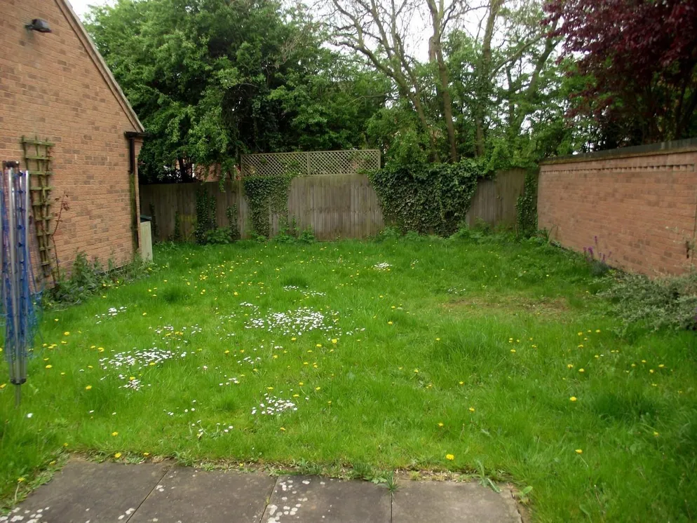 Flat Kingston Way in Harborough