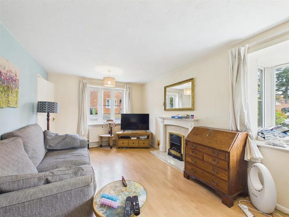Flat Kingston Way in Harborough