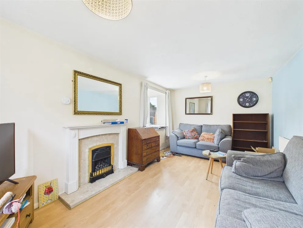 Flat Kingston Way in Harborough