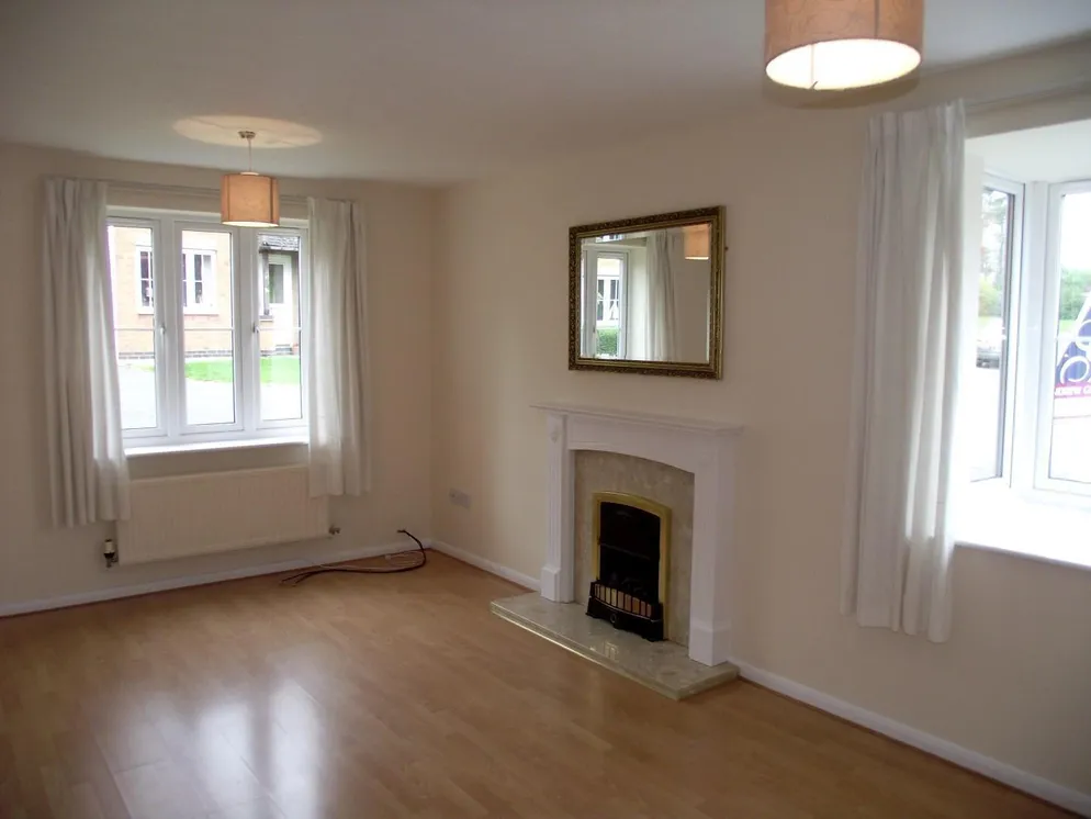 Flat Kingston Way in Harborough