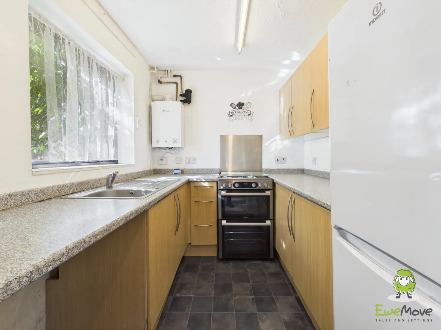 House Balmoral Way in Basingstoke and Deane