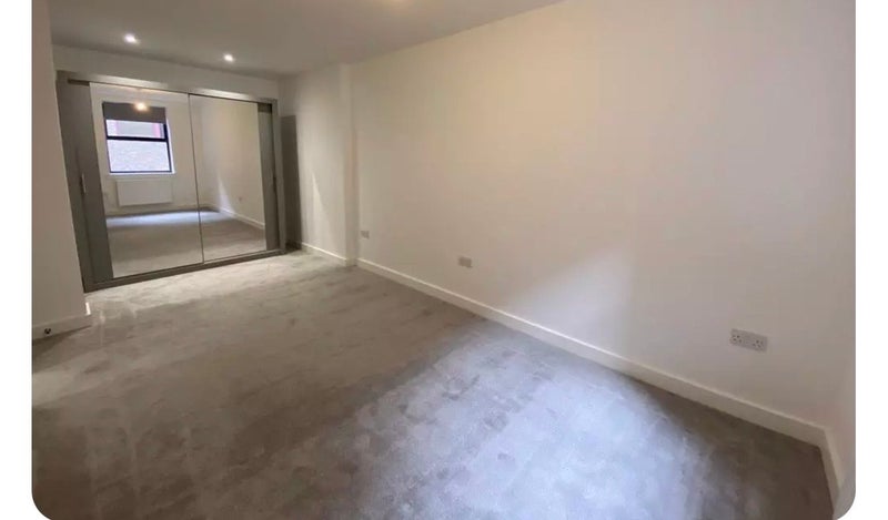 Flat Homesdale Road in Greater London