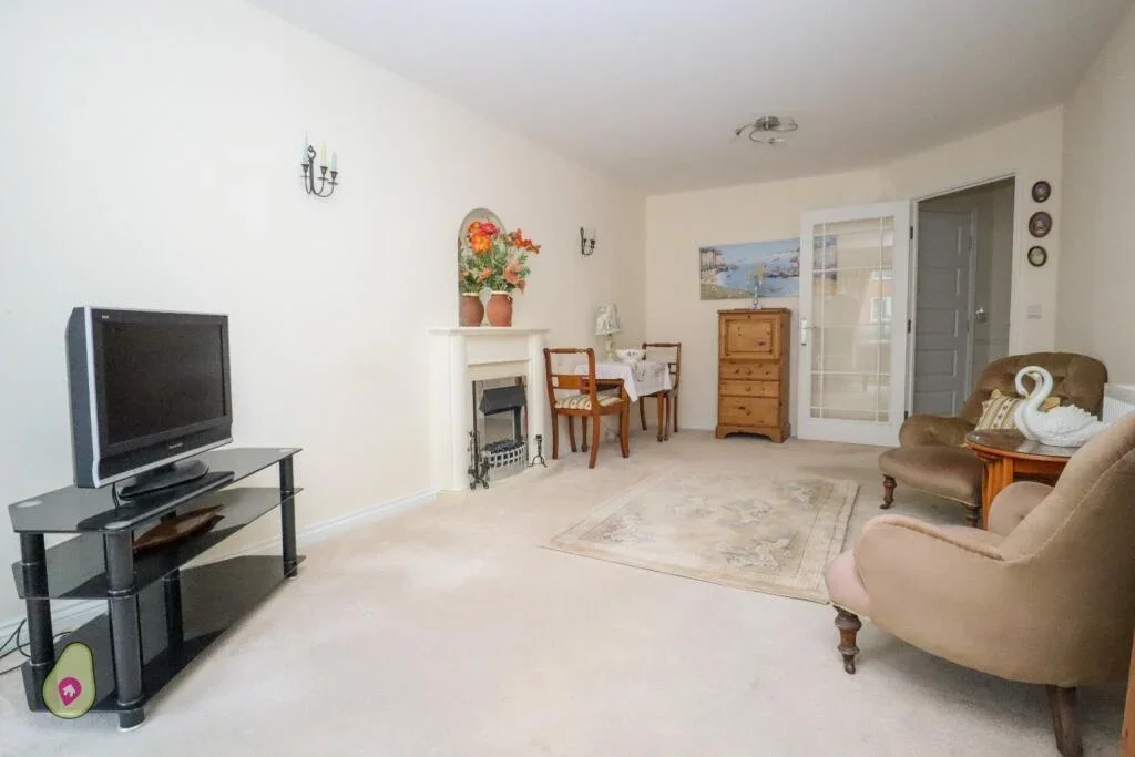 Flat Park Lane in Surrey Heath
