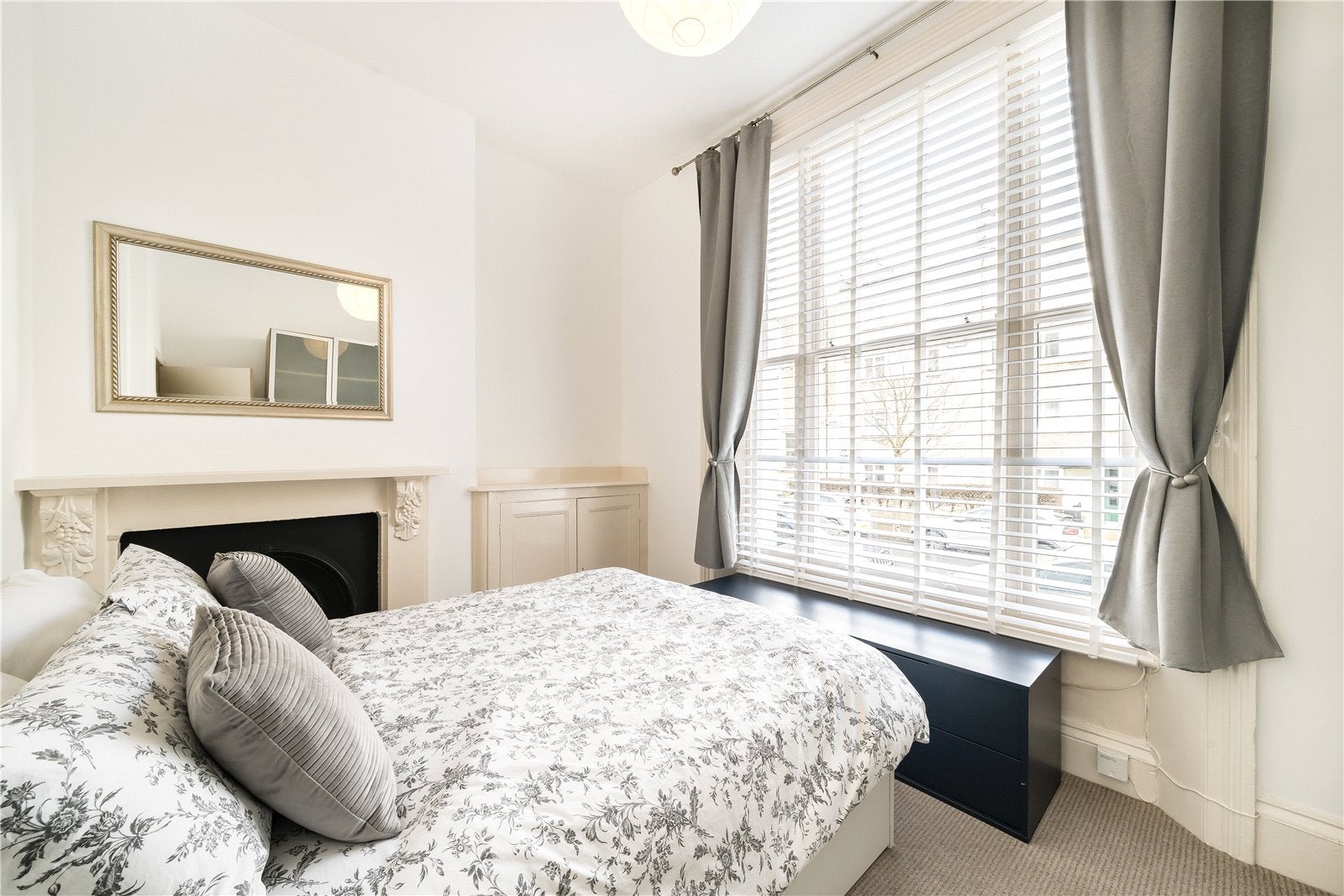 Flat Edbrooke Road in City of Westminster