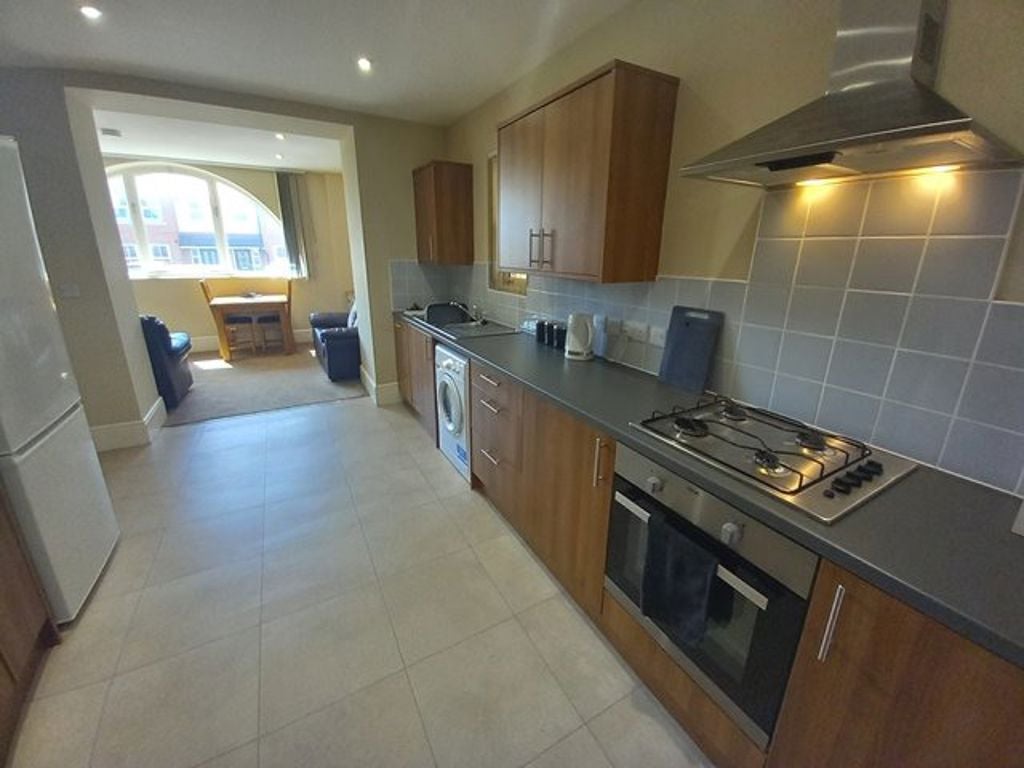 Flat Victoria Road in Barrow-in-Furness