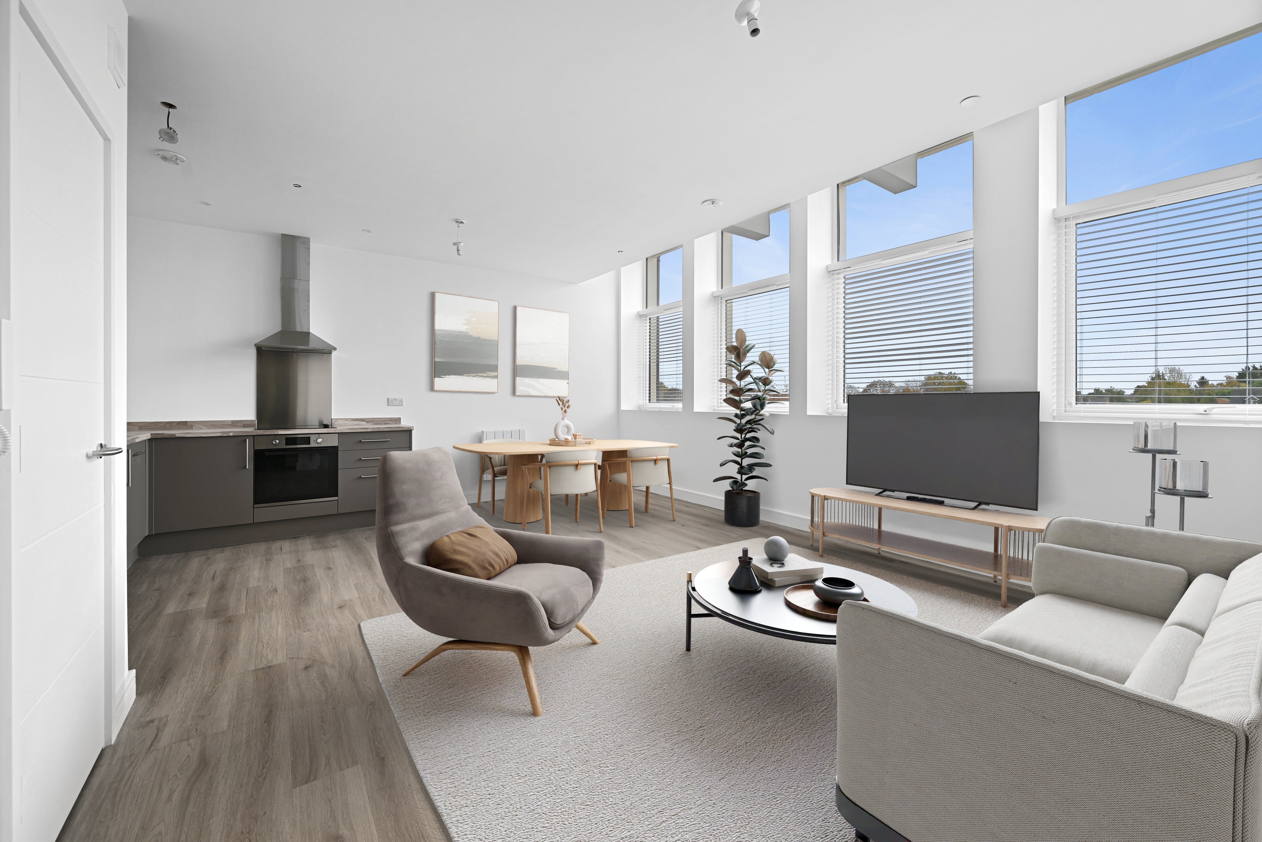 Flat Flamborough Close in Peterborough