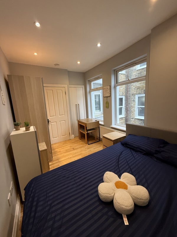 Room Franciscan Road in Greater London