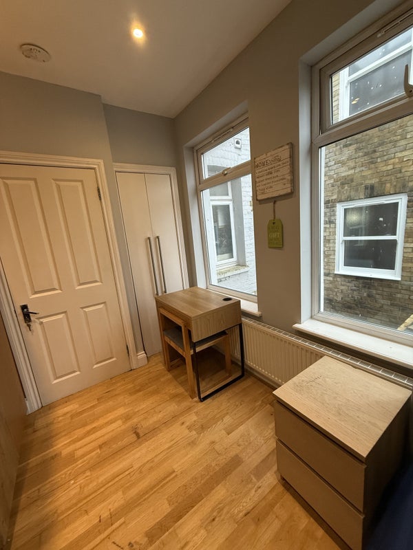 Room Franciscan Road in Greater London