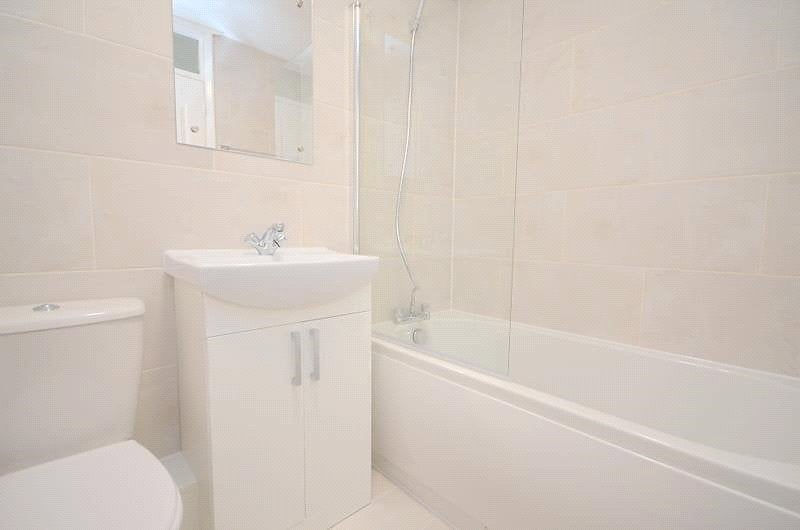 Flat Royle Close in Greater London