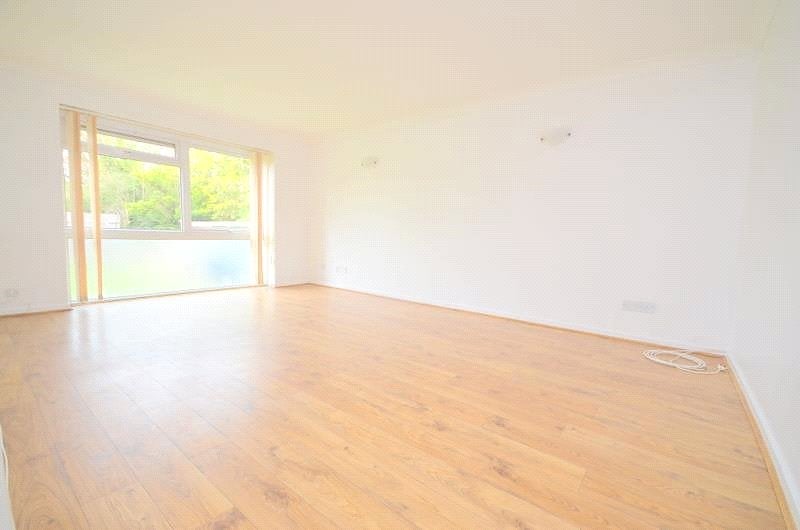 Flat Royle Close in Greater London