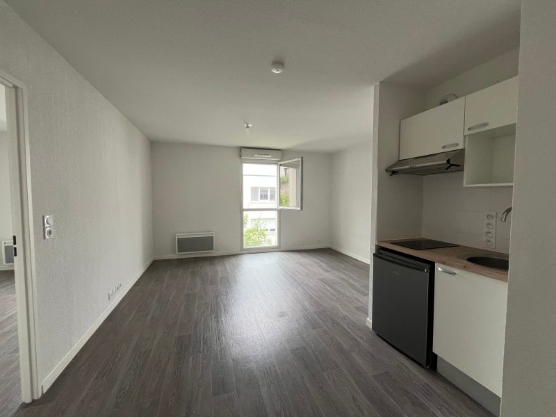 Flat ZA Moulin Armand in Auzeville-Tolosane