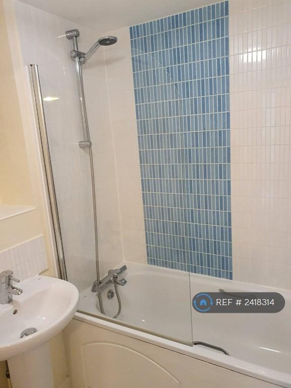 Flat Cobbett Road in Southampton