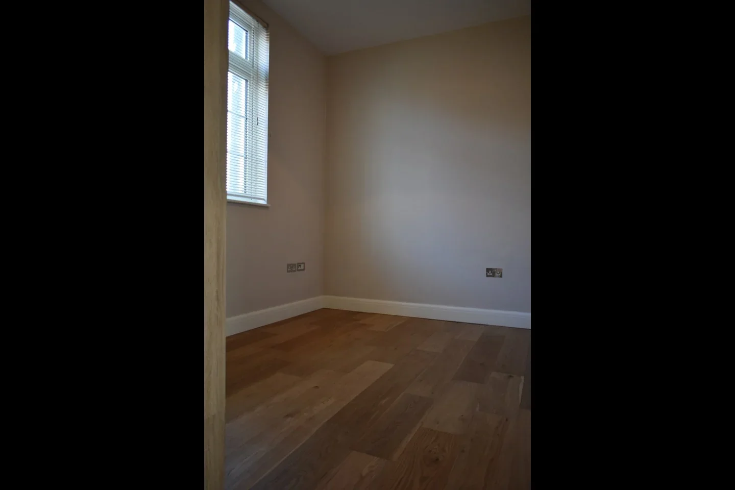 Flat Sills Yard in Chesham