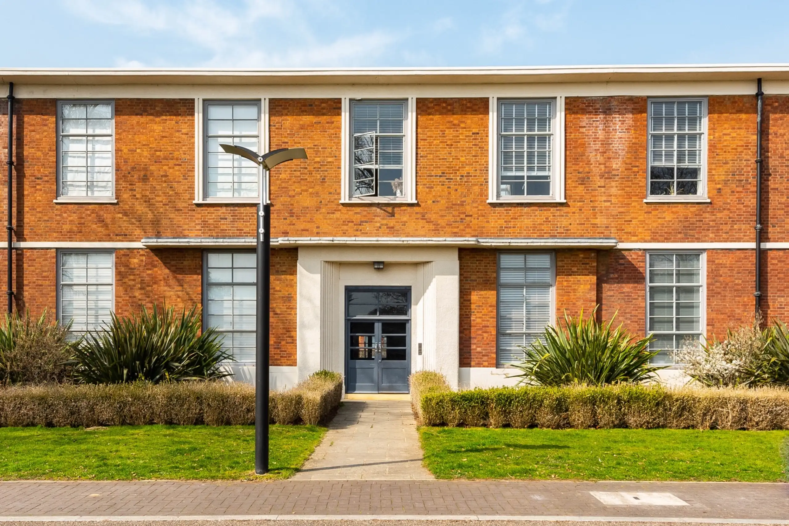 Flat Orchard Square in Cherwell District