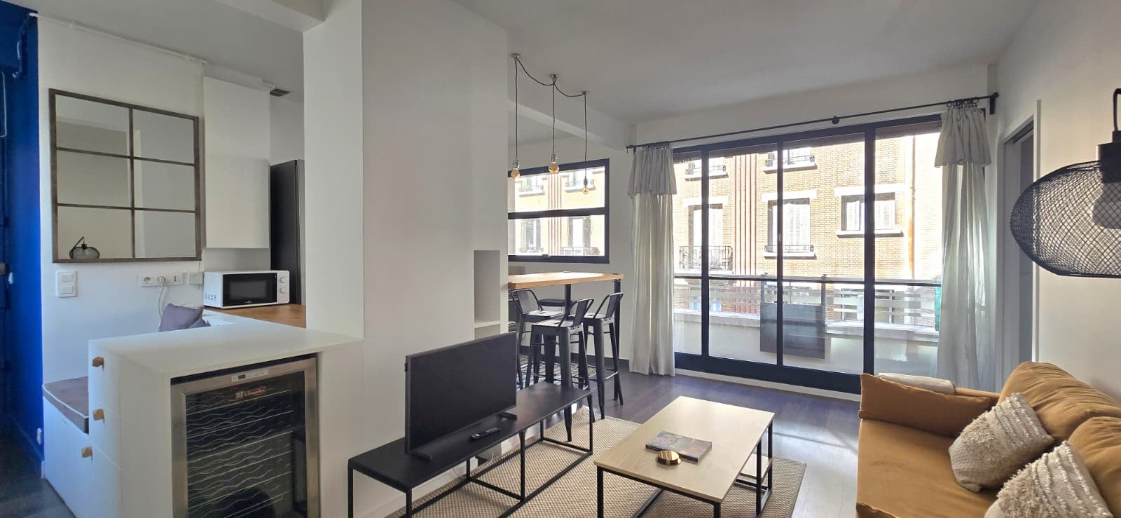 Appartement Square Emmanuel Chabrier à Paris