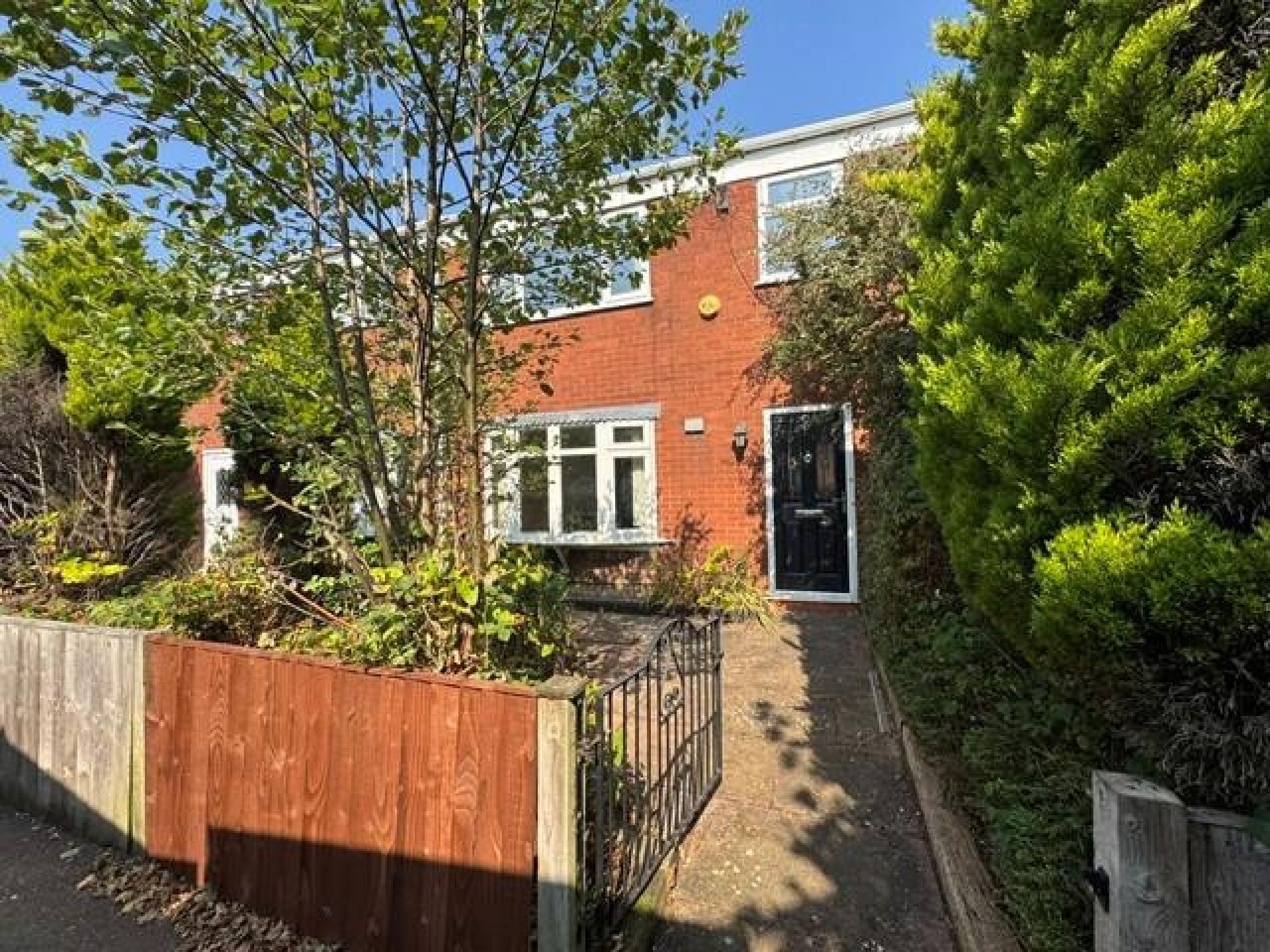 House Blossoms Hey in Cheadle Hulme