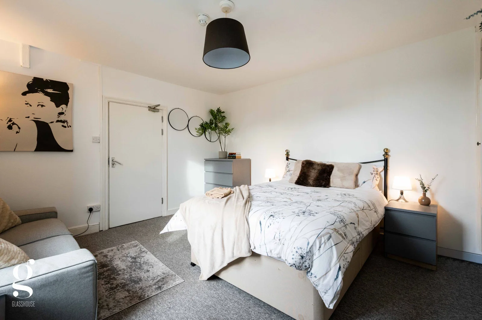 Room Whitecross Road in Hereford