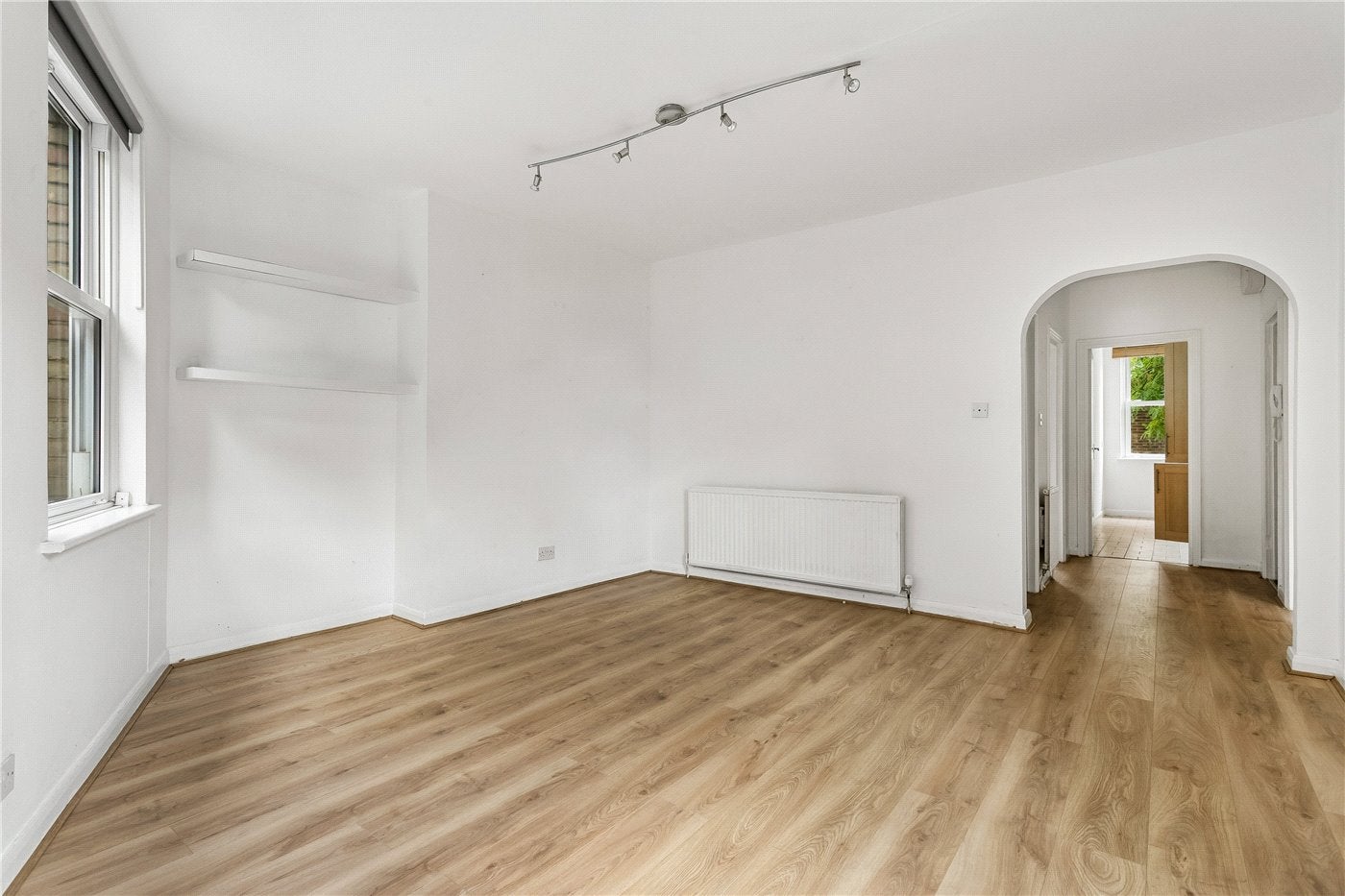 Flat Ockendon Road in Greater London