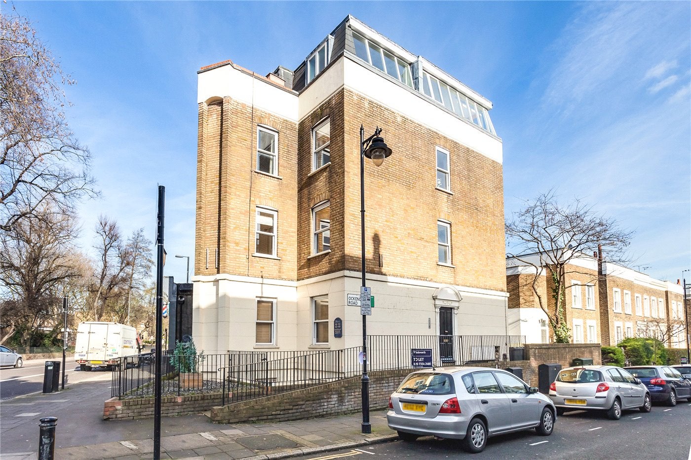 Flat Ockendon Road in Greater London