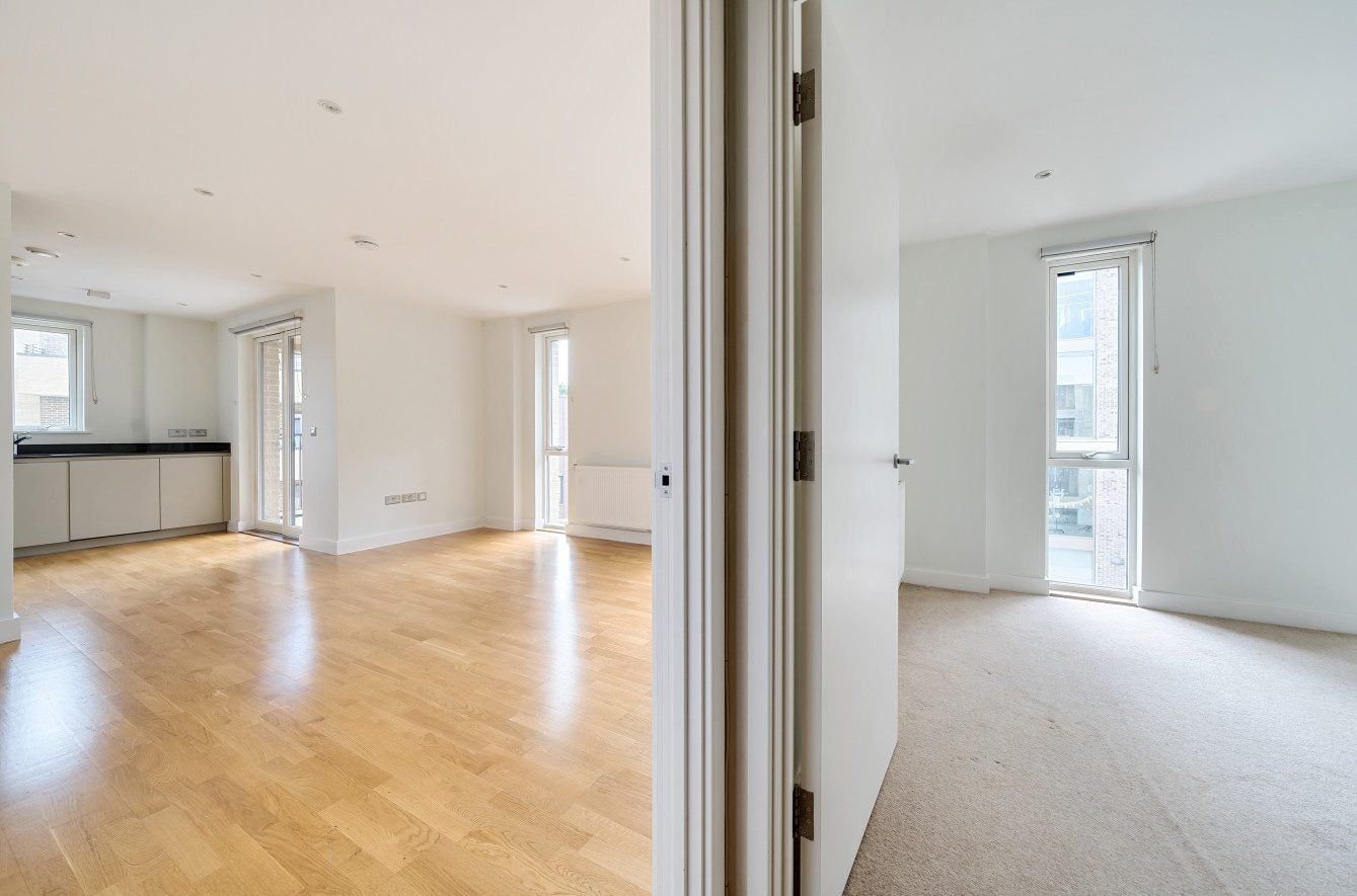 Flat Percival Avenue in Greater London