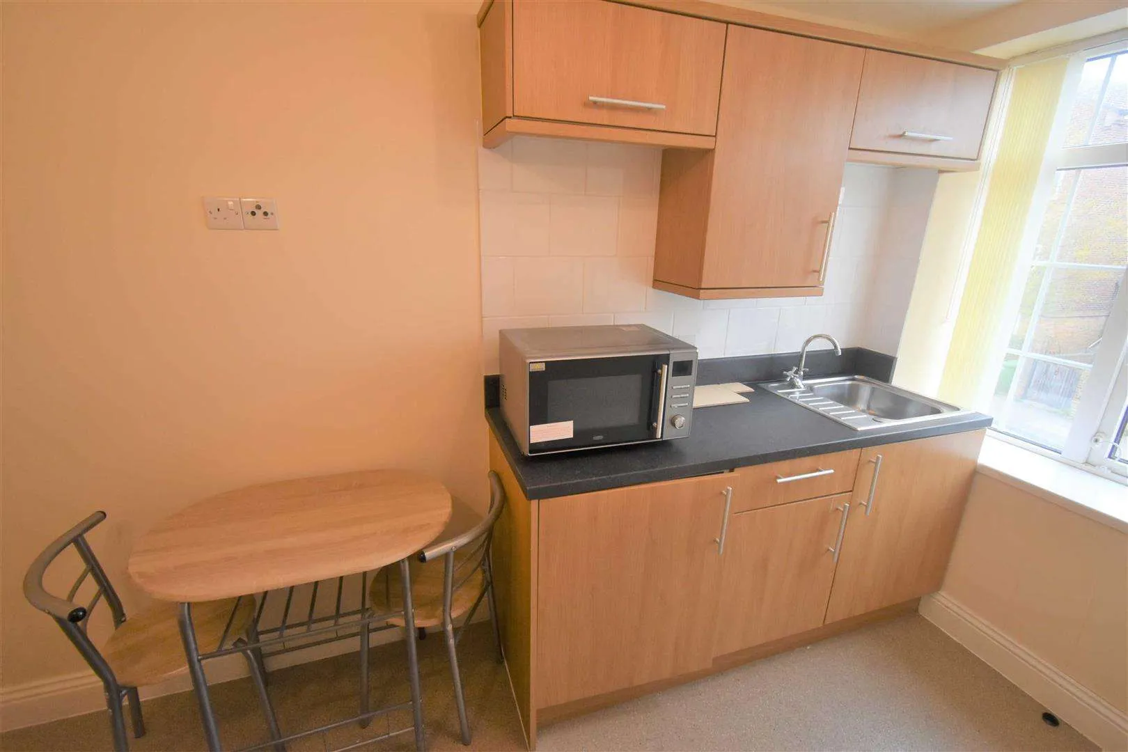 Flat Heath Street in Dartford