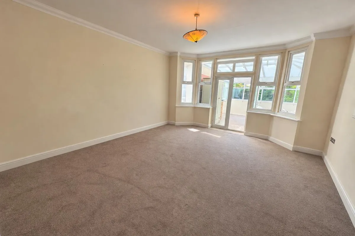 Flat Beechey Road in Bournemouth