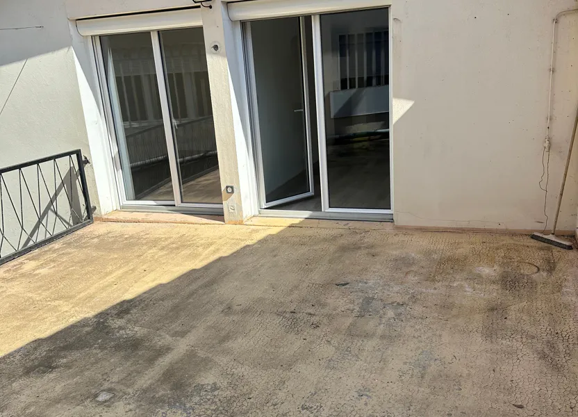 Flat Rue Centrale in Pont-de-Chéruy
