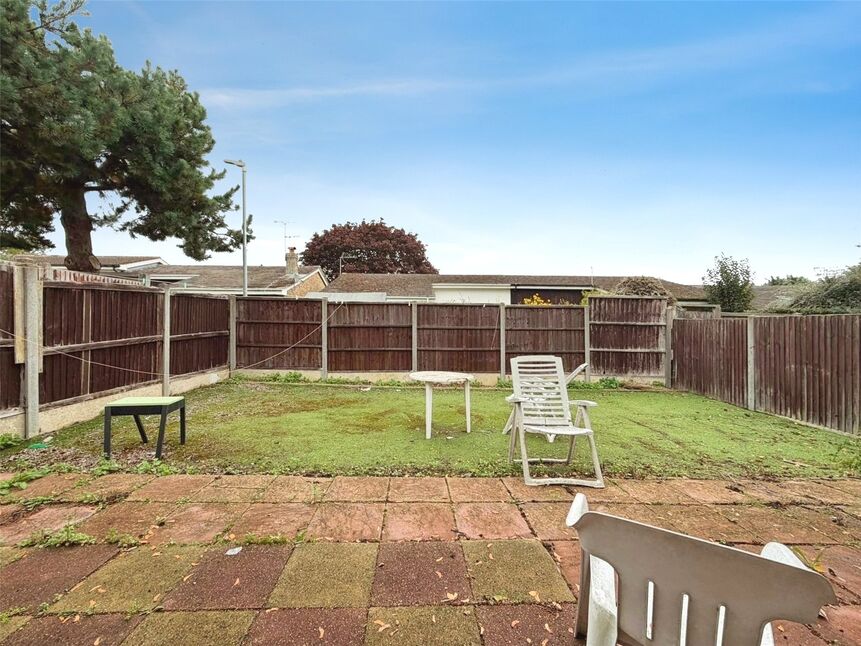 Room Ulcombe Gardens in Canterbury
