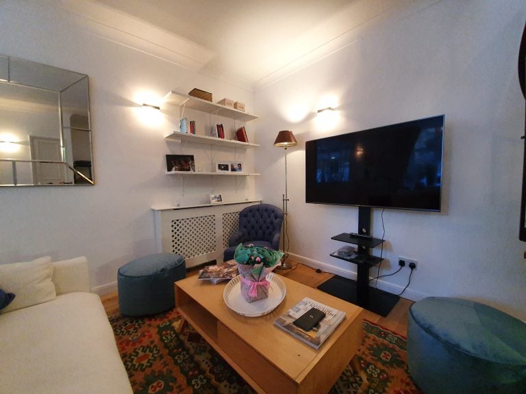 House Kynance Mews in Greater London