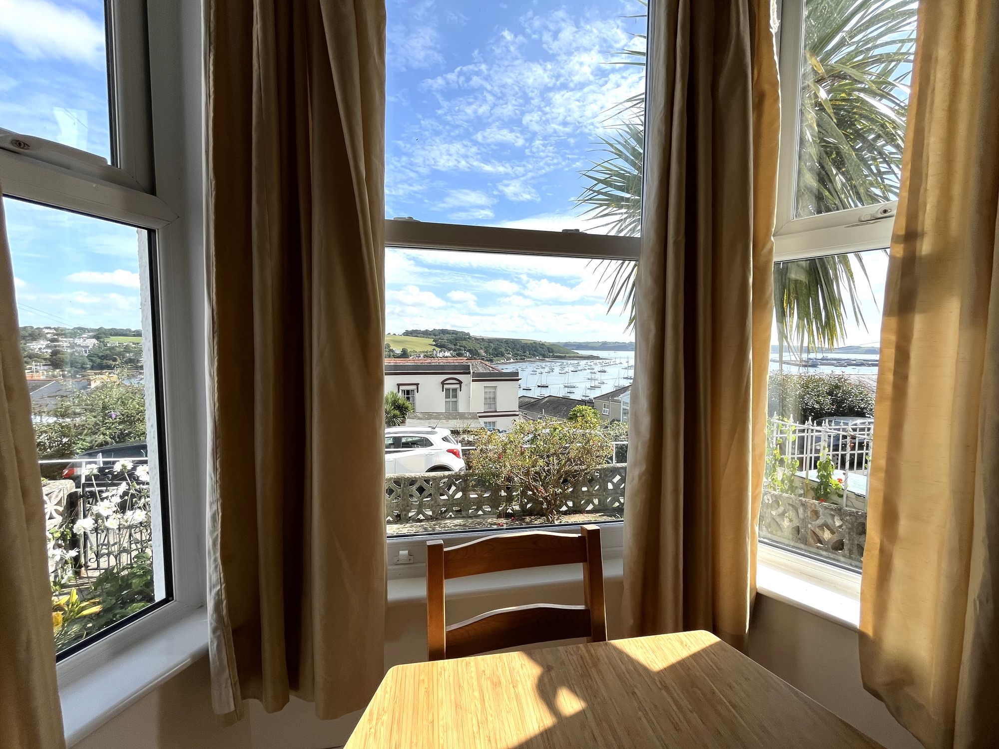 Flat Claremont Terrace in Falmouth