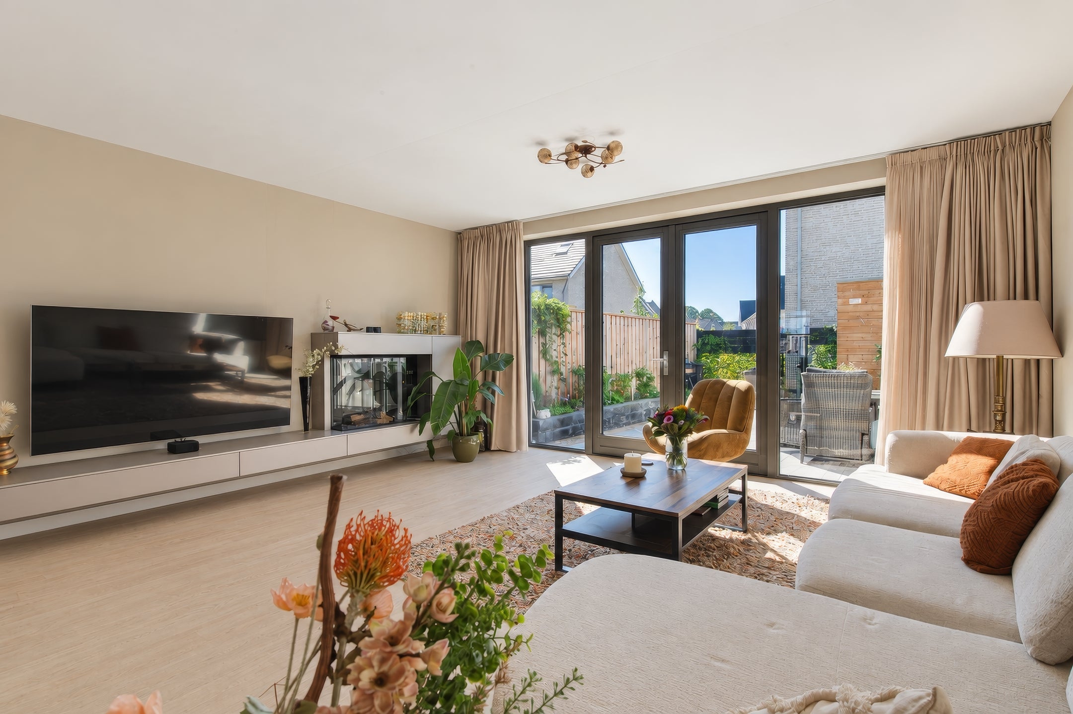 Tussenwoning te koop: Oudmunsterhoef 41, Culemborg