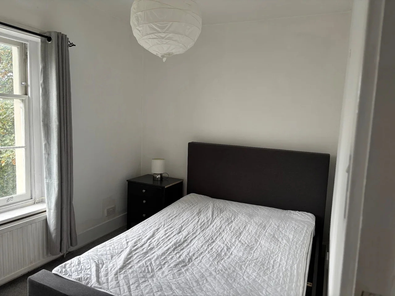 Flat Shooters Hill Road in Greater London