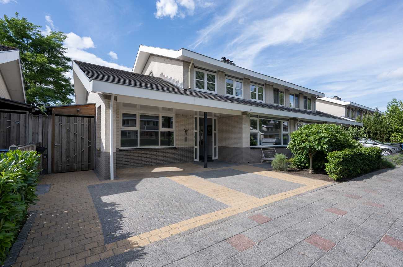 Huis Annie M.G. Schmidtweg 68 in Almere