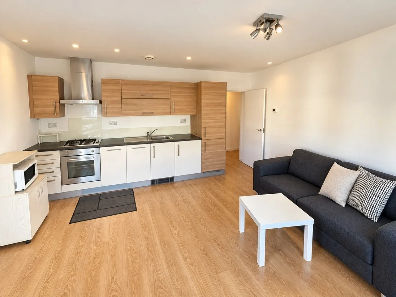 Flat Devons Road in Greater London