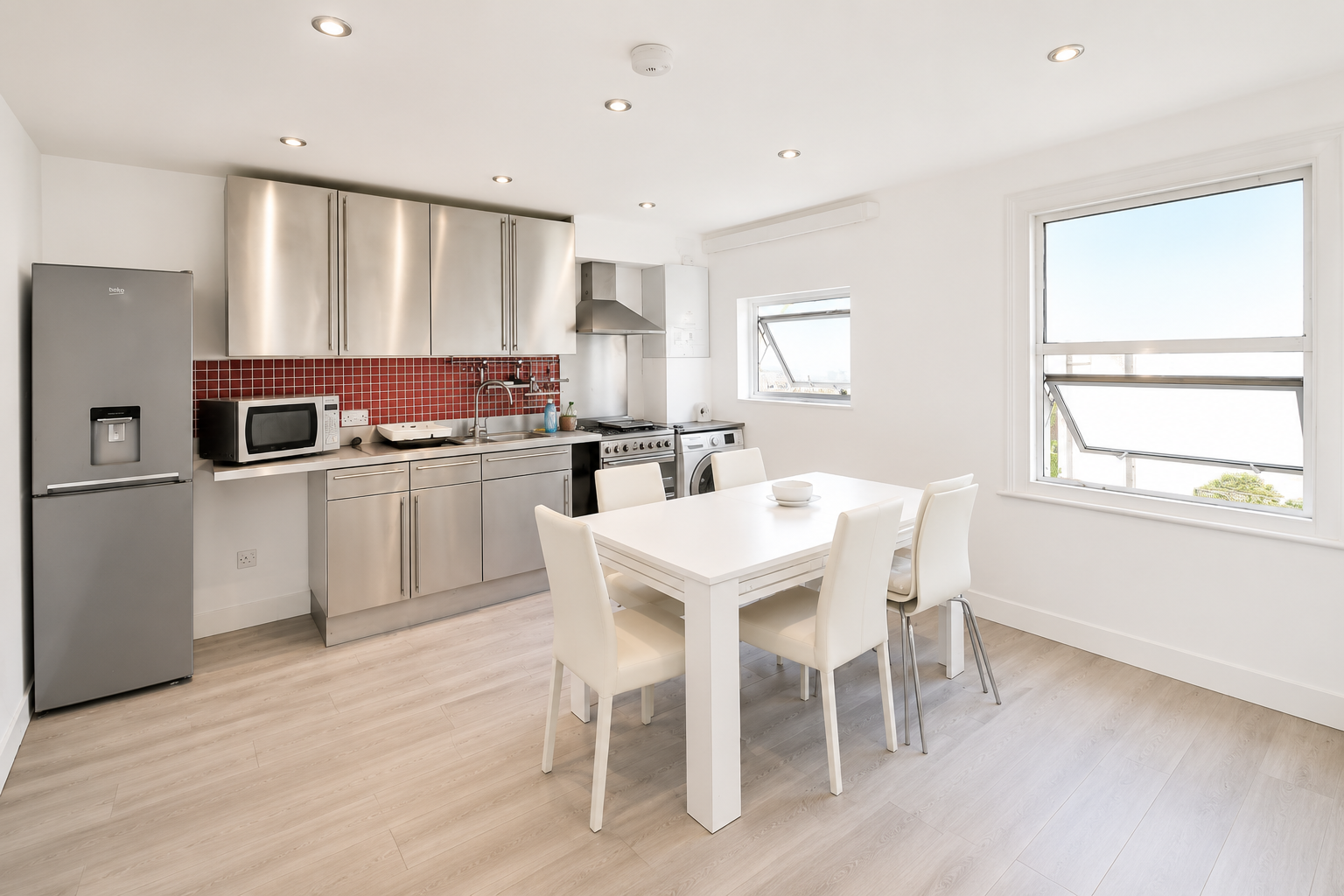 Flat Alfred Road in Greater London