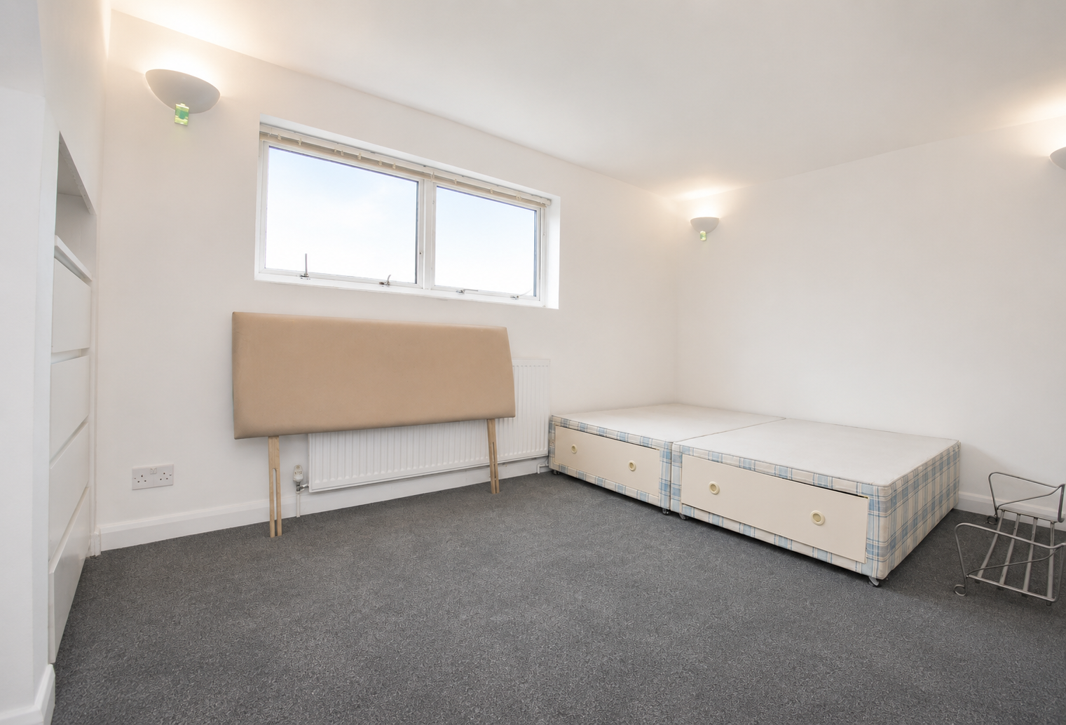 Flat Alfred Road in Greater London