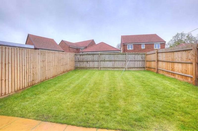 Room Armstrong Road in Rushcliffe