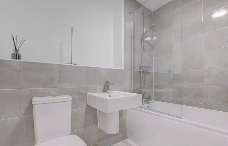 Room Armstrong Road in Rushcliffe
