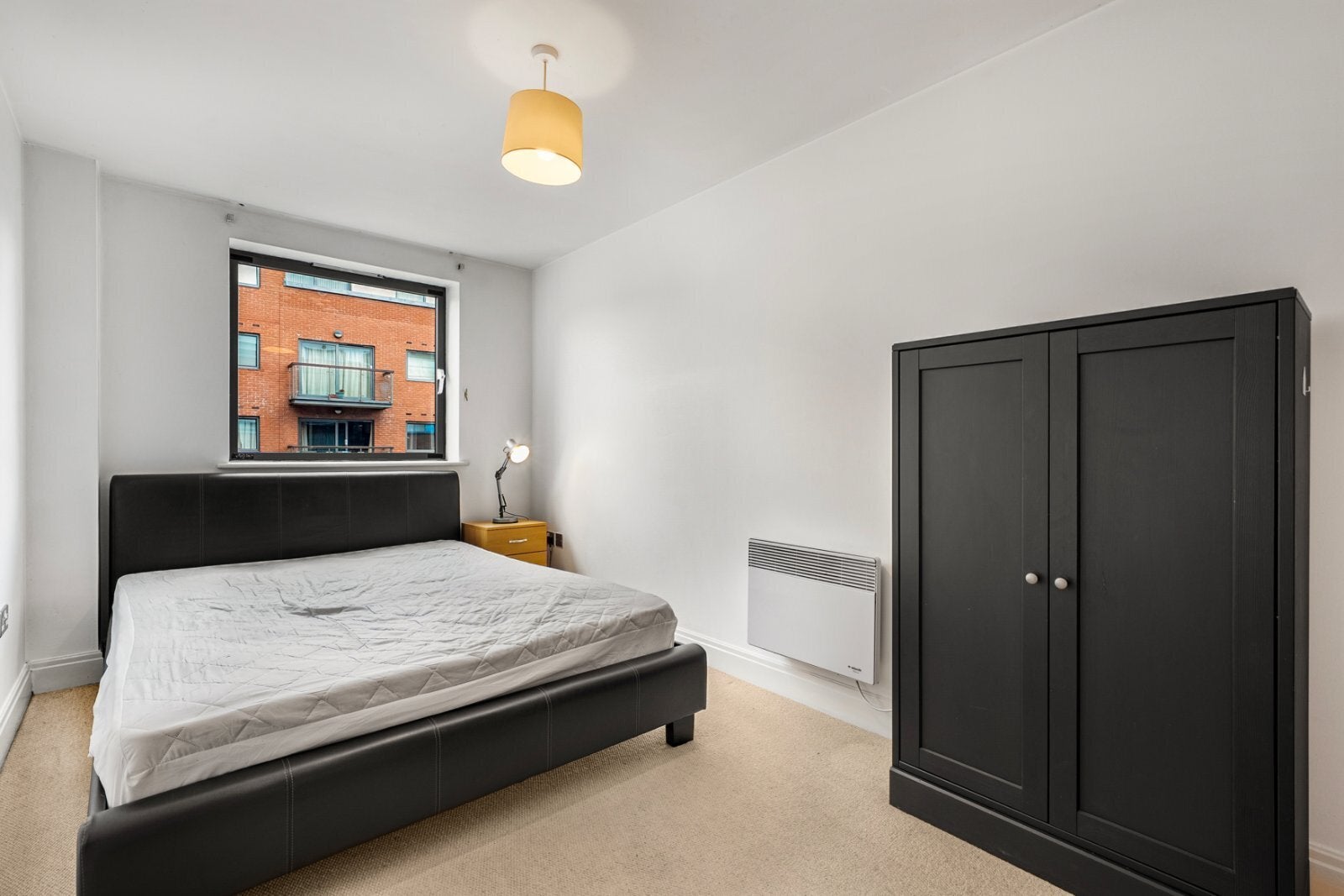 Flat Montaigne Close in City of Westminster