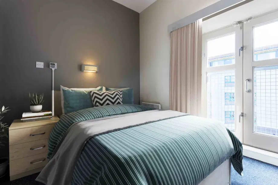 Room King Street in Aberdeen City