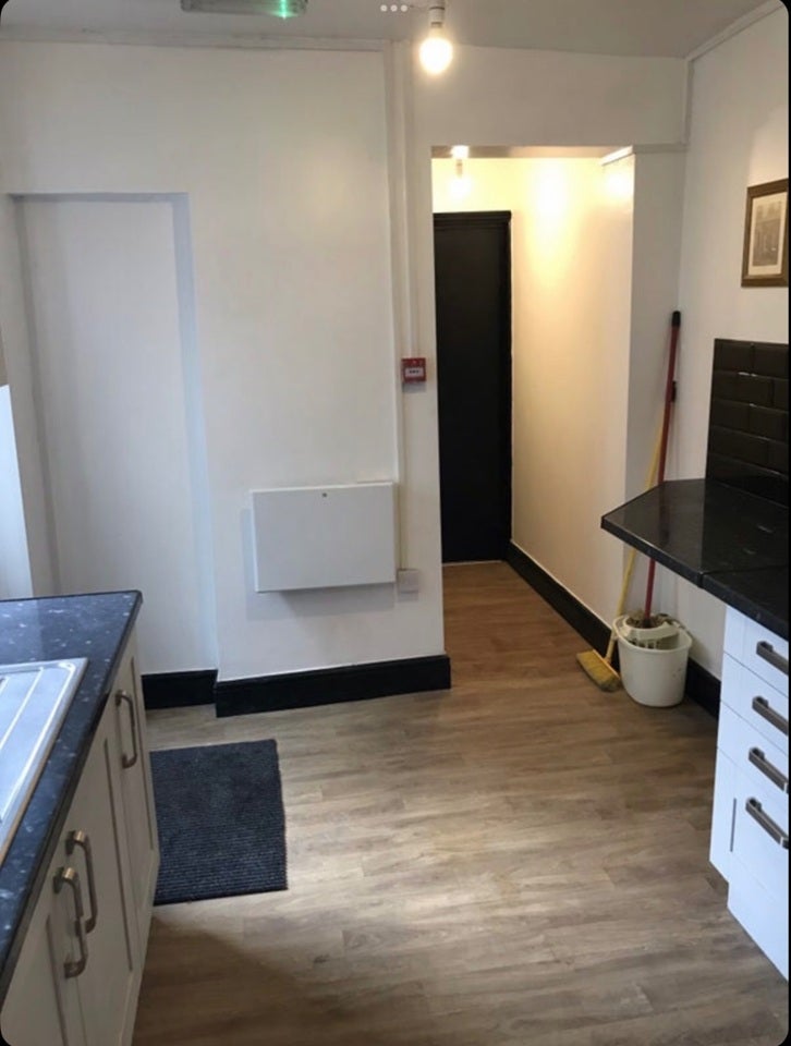 Room North Street in Dudley