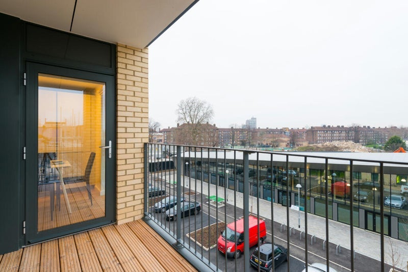 Room Crawshay Road in Greater London