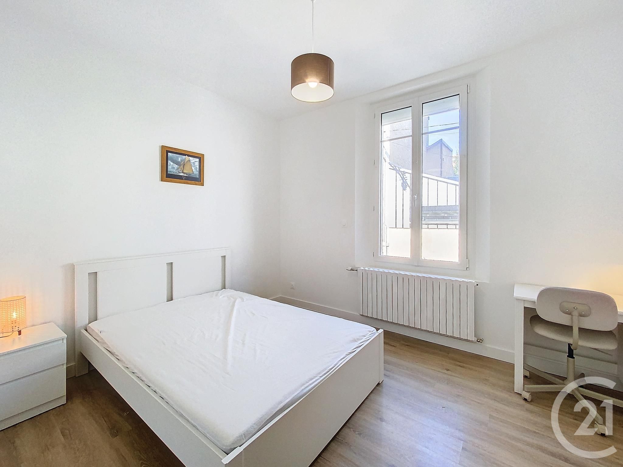 Chambre Rue Saint-Exupéry à Tours