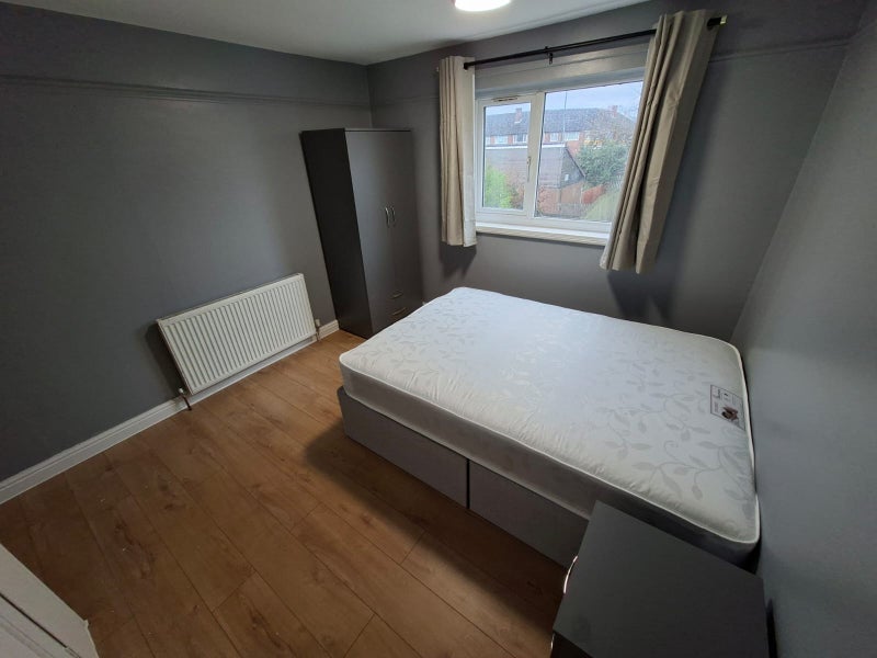 Room Lanchester Way in Metropolitan Borough of Solihull