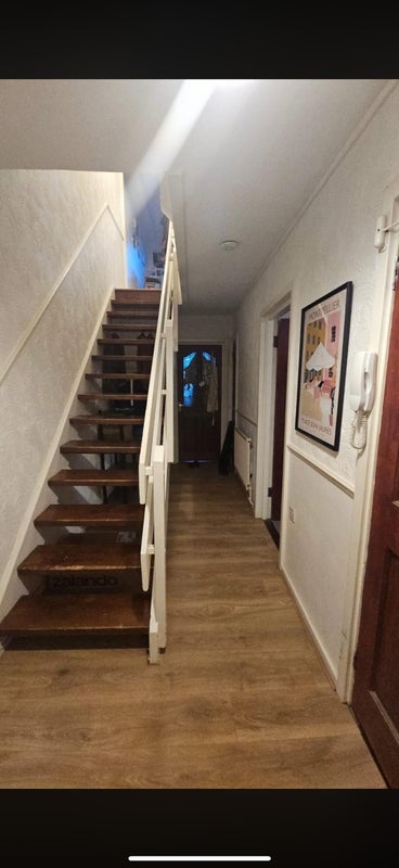 Room Gernon Road in Greater London