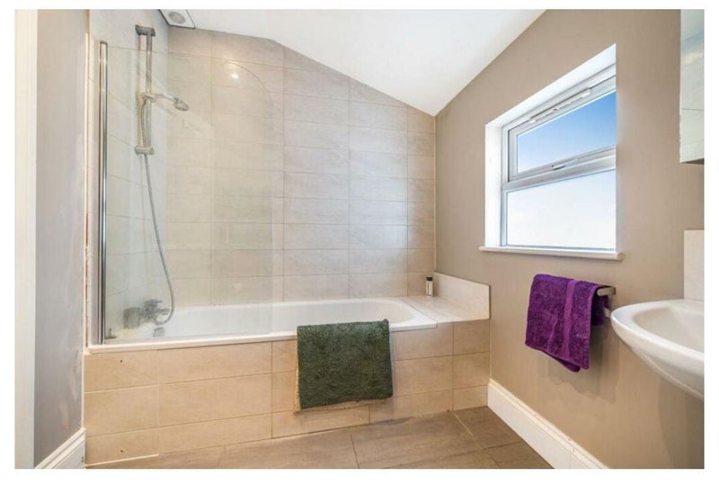 Room Cavendish Road in Greater London
