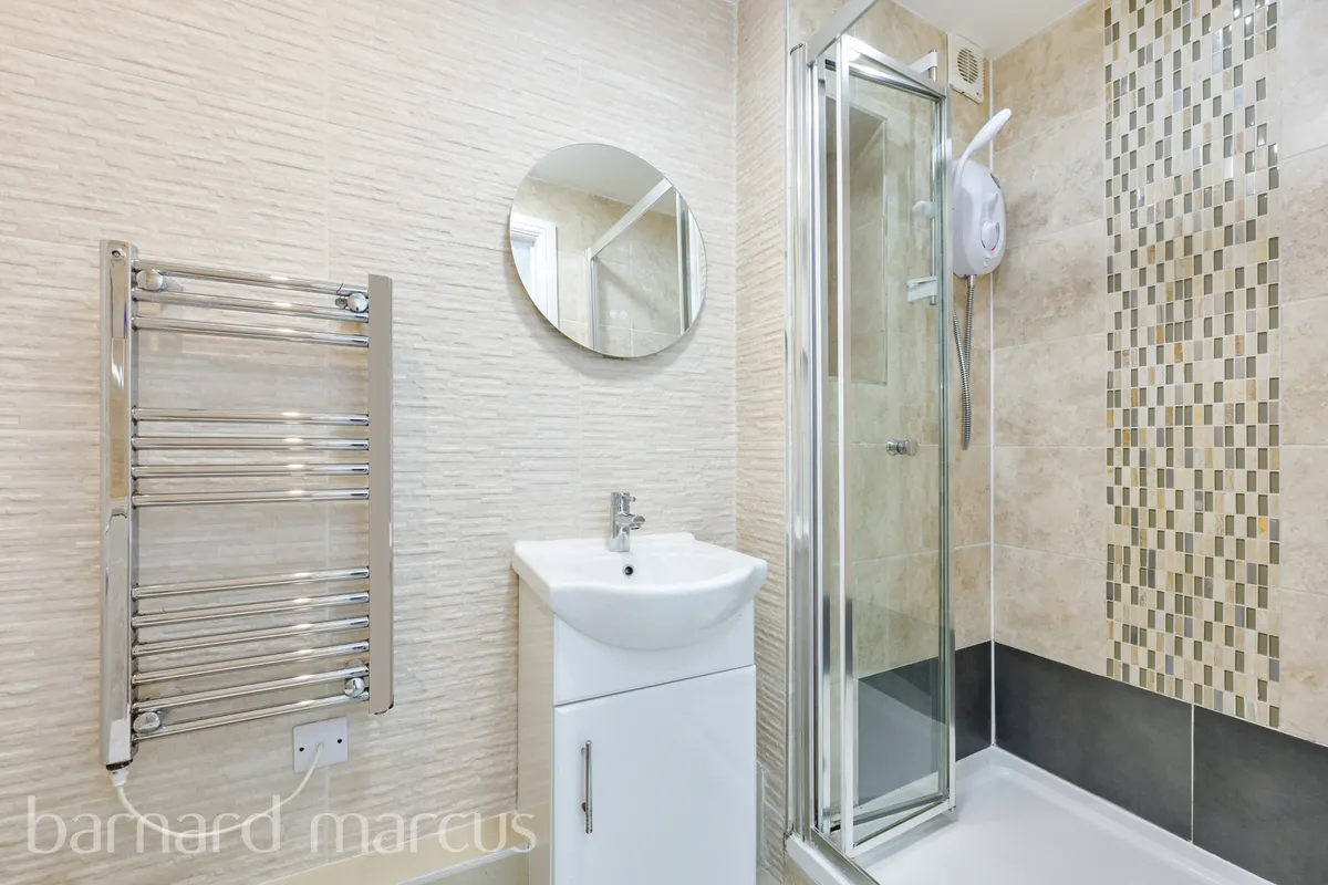 Room Venus Mews in Greater London