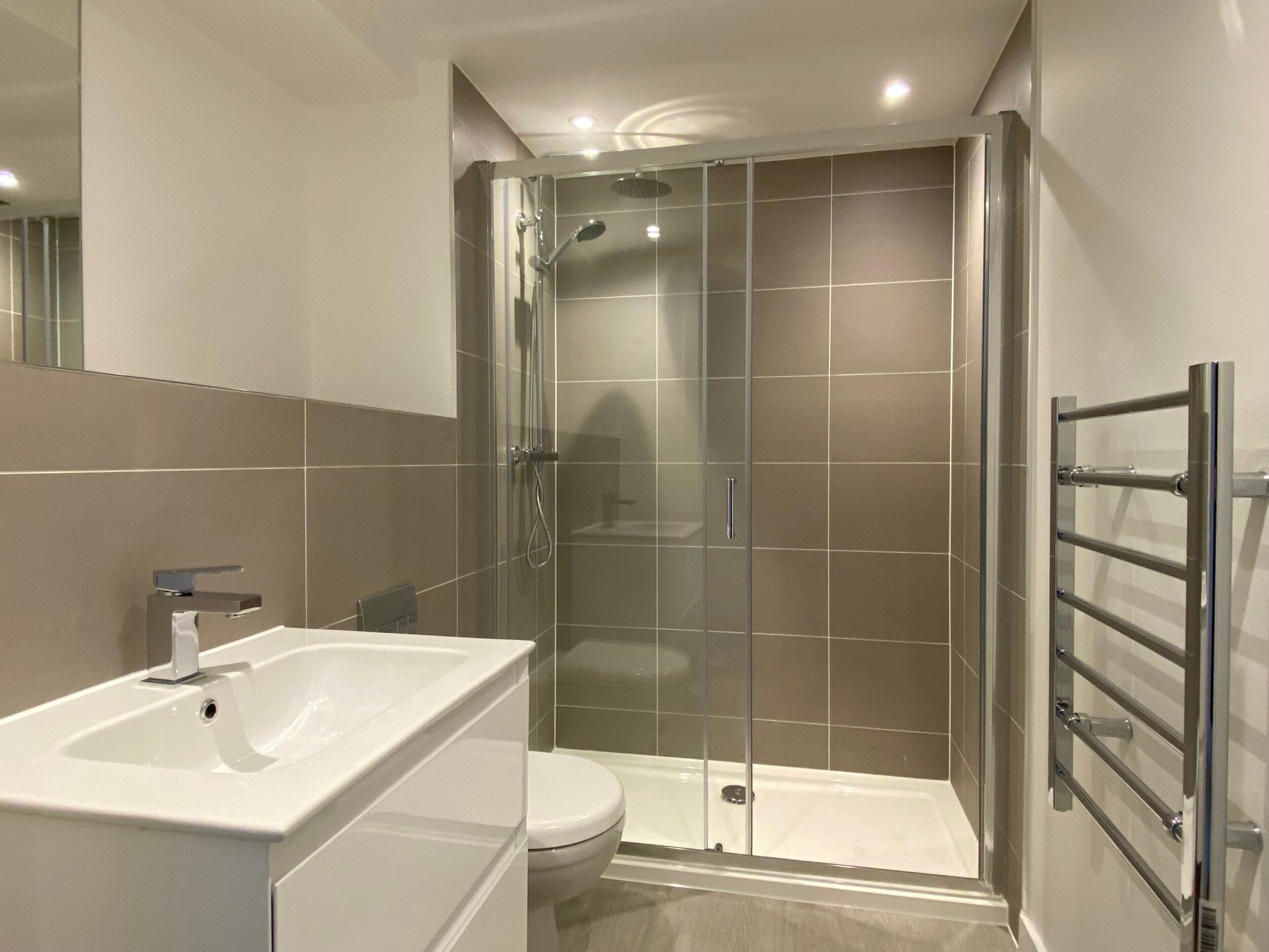 Flat Llanthony Road in Gloucester