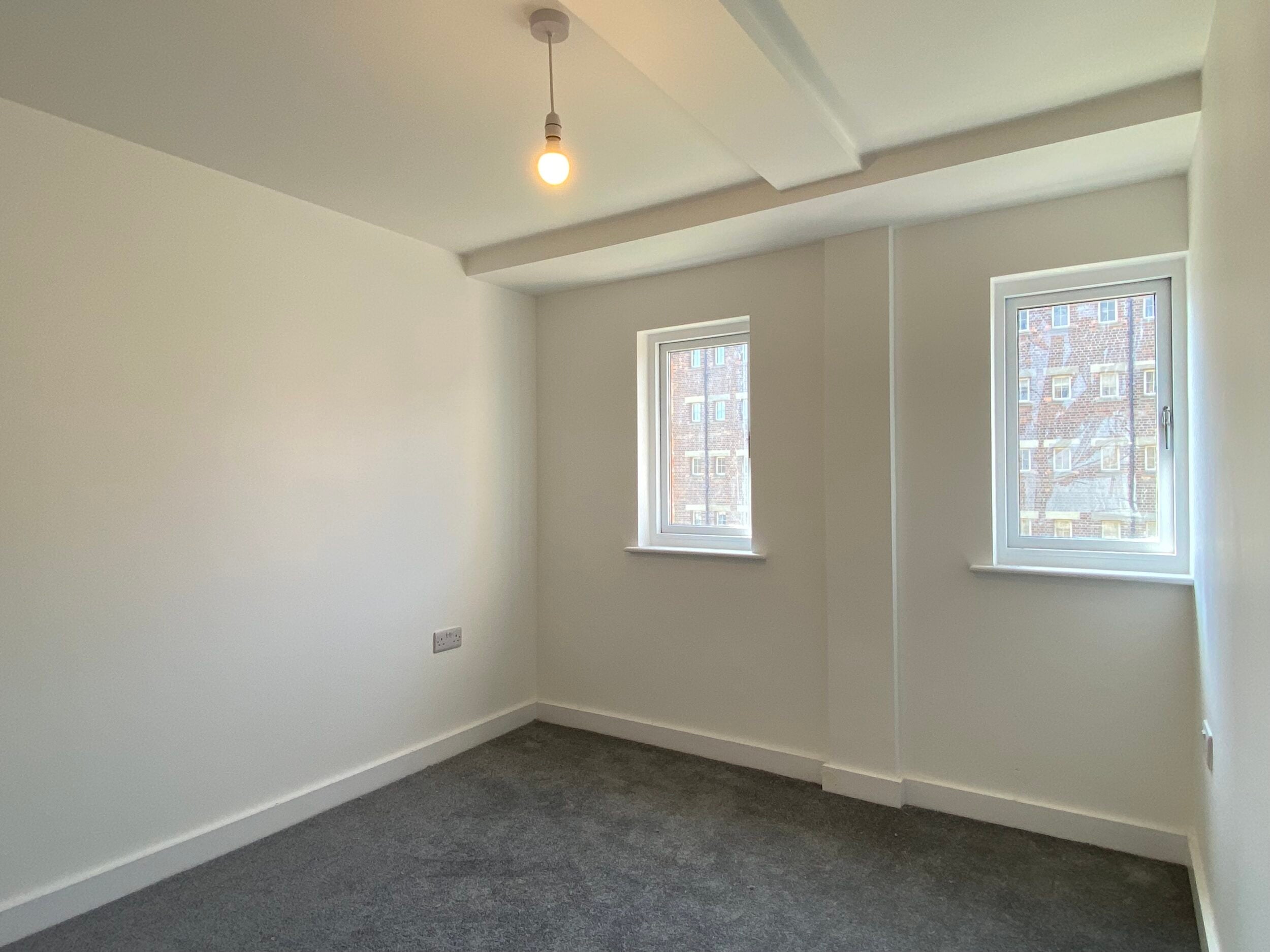 Flat Llanthony Road in Gloucester